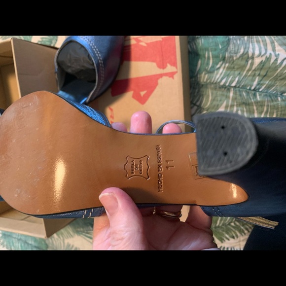 Re-mix Vintage Size 11 Blue Heels Retro Pinup - Picture 5 of 16